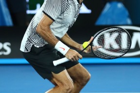 维基体育官方网站-关于费德勒重返赛场，夺冠首场状态出色，篮网观众沸腾！的信息